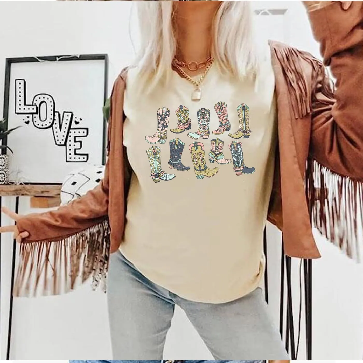 Baseball Love Graphic T-Shirts Women Softball Mom Tops Baseball Mom Shirt Funny Game Day Gifts Sport Short Sleeve Top