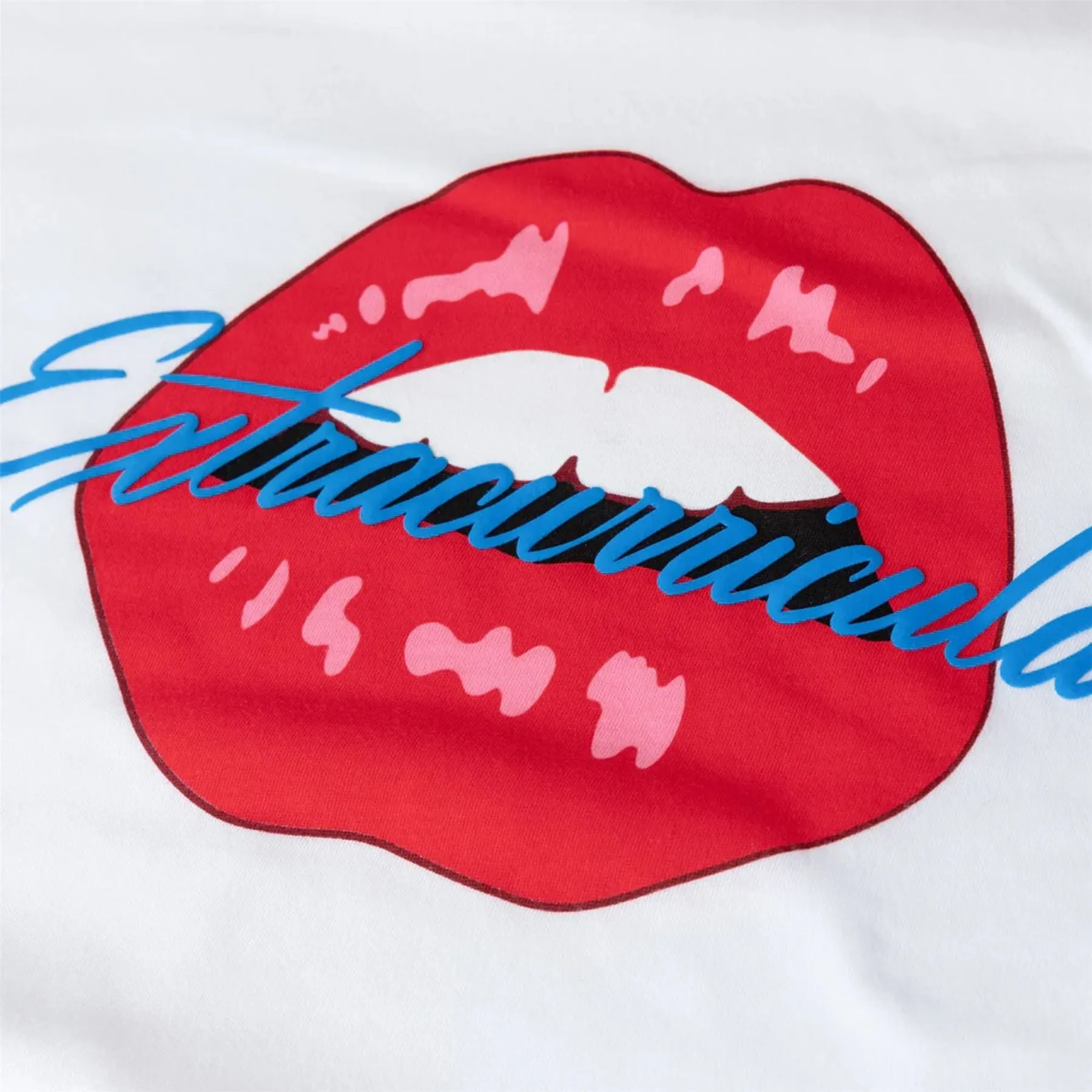 Bisou Tee Bright White - W24