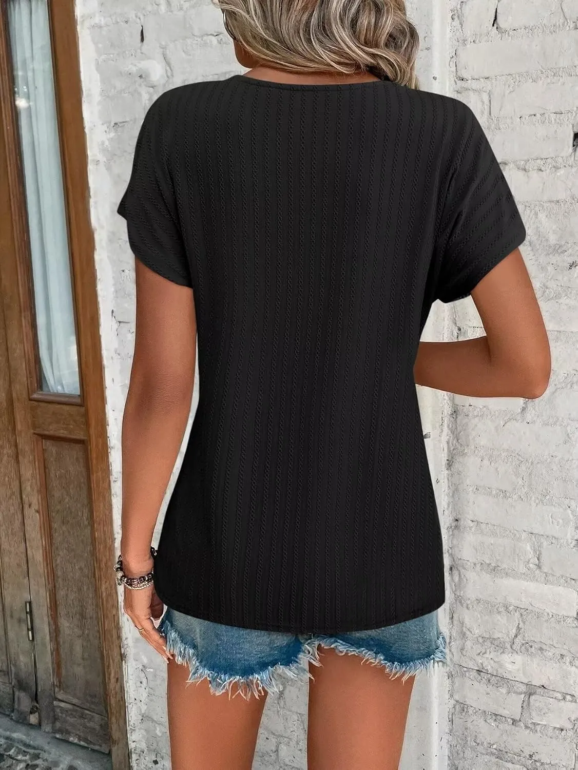 Bliwov Womens T Shirts V Neck Tops 2025 Summer Textured Short Sleeve Trendy Clothes Loose Fit Casual Beach Vacation Outfits