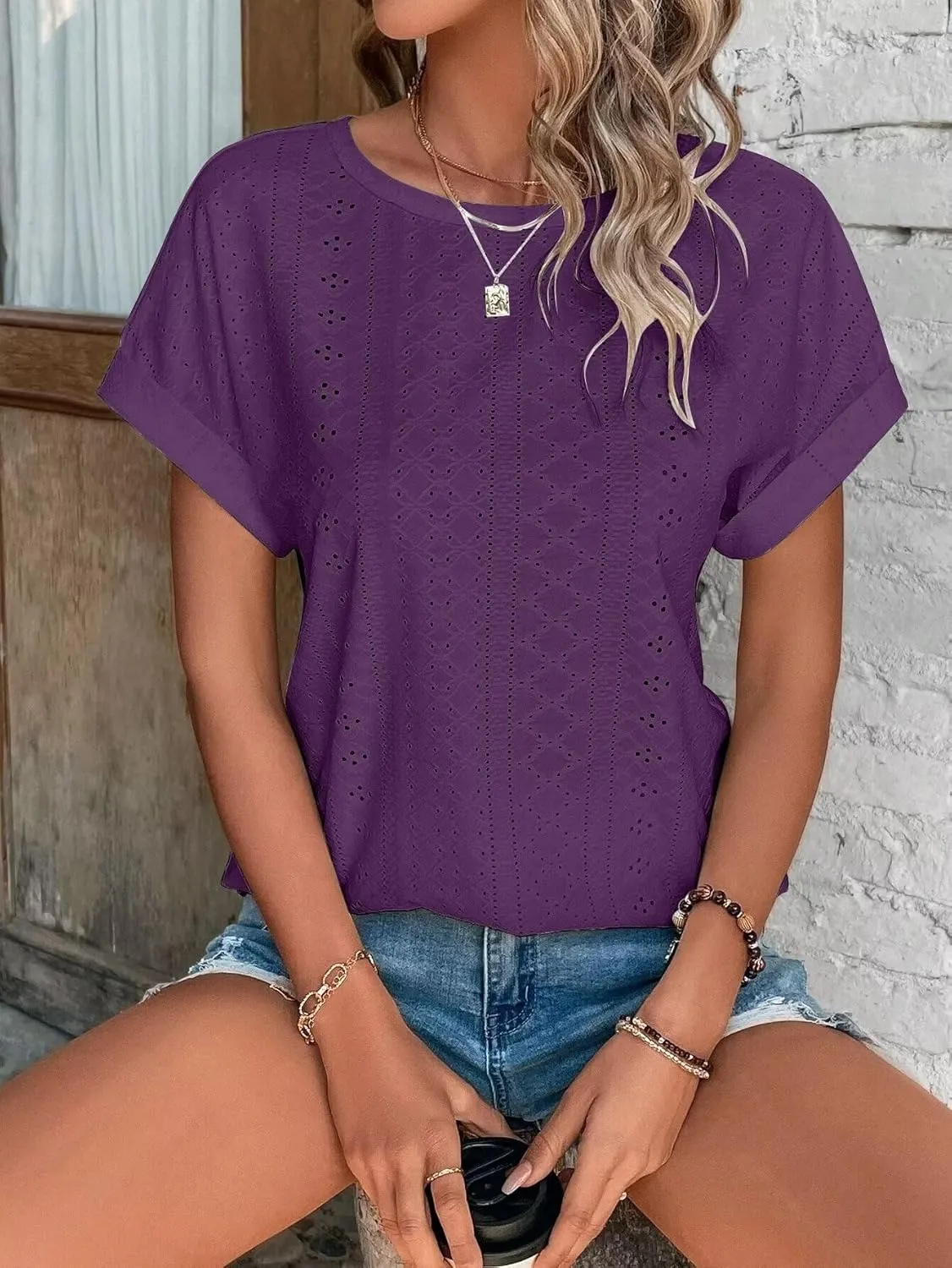 Bliwov Womens Tops Eyelet Embroidery Summer Spring Curved Hem 2025 Casual Short Sleeve Trendy T Shirts Beach Vacation Clothes