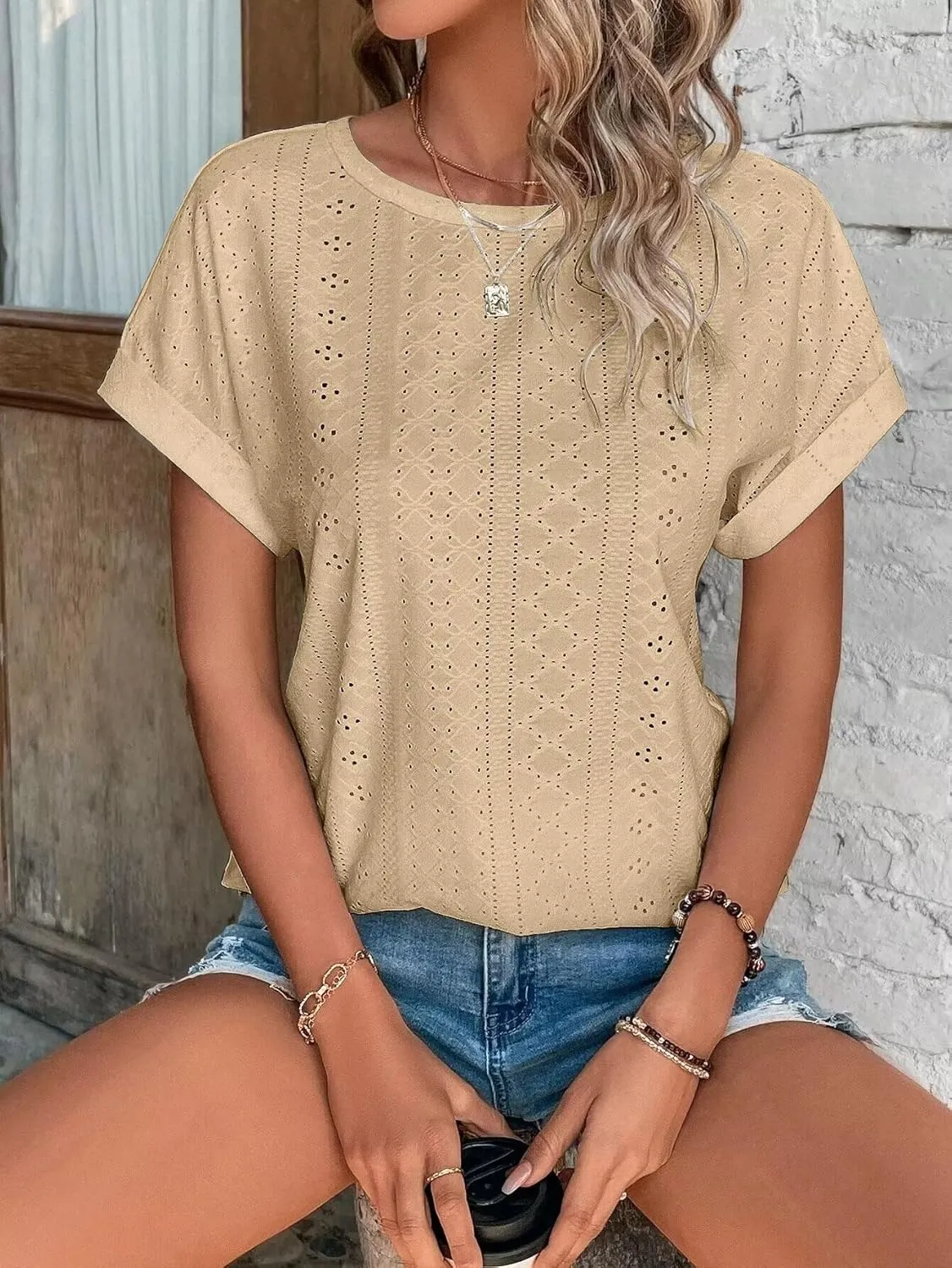 Bliwov Womens Tops Eyelet Embroidery Summer Spring Curved Hem 2025 Casual Short Sleeve Trendy T Shirts Beach Vacation Clothes