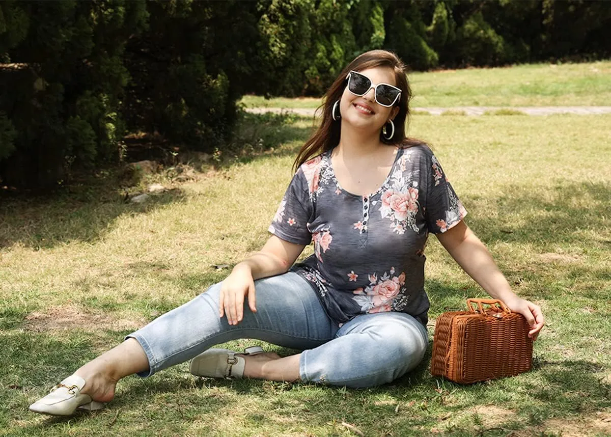CARCOS Plus Size Tops for Women Button Up Henley Shirts Short Sleeve Summer T-Shirts V/Crewneck Casual Trendy Tunics XL-5XL