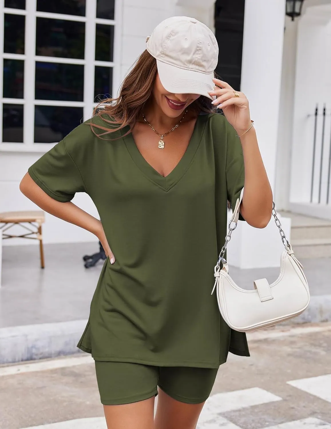 Ekouaer Womens Pajamas 2 Piece Lounge Sets Oversized V Neck T-Shirts Tops Biker Shorts Set Workout Reversible Tracksuit S-XXL