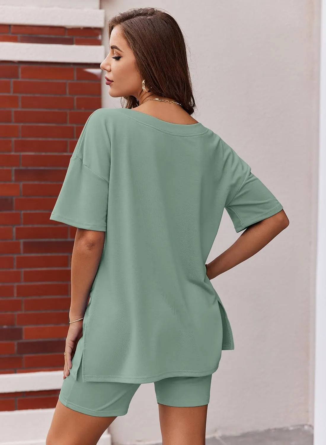 Ekouaer Womens Pajamas 2 Piece Lounge Sets Oversized V Neck T-Shirts Tops Biker Shorts Set Workout Reversible Tracksuit S-XXL