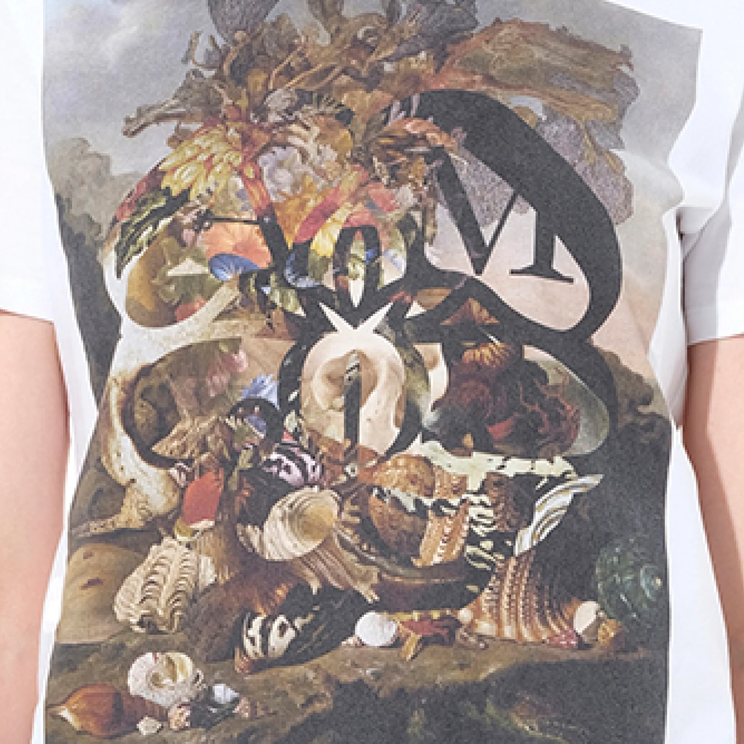 Hidden Logo T-Shirt in White