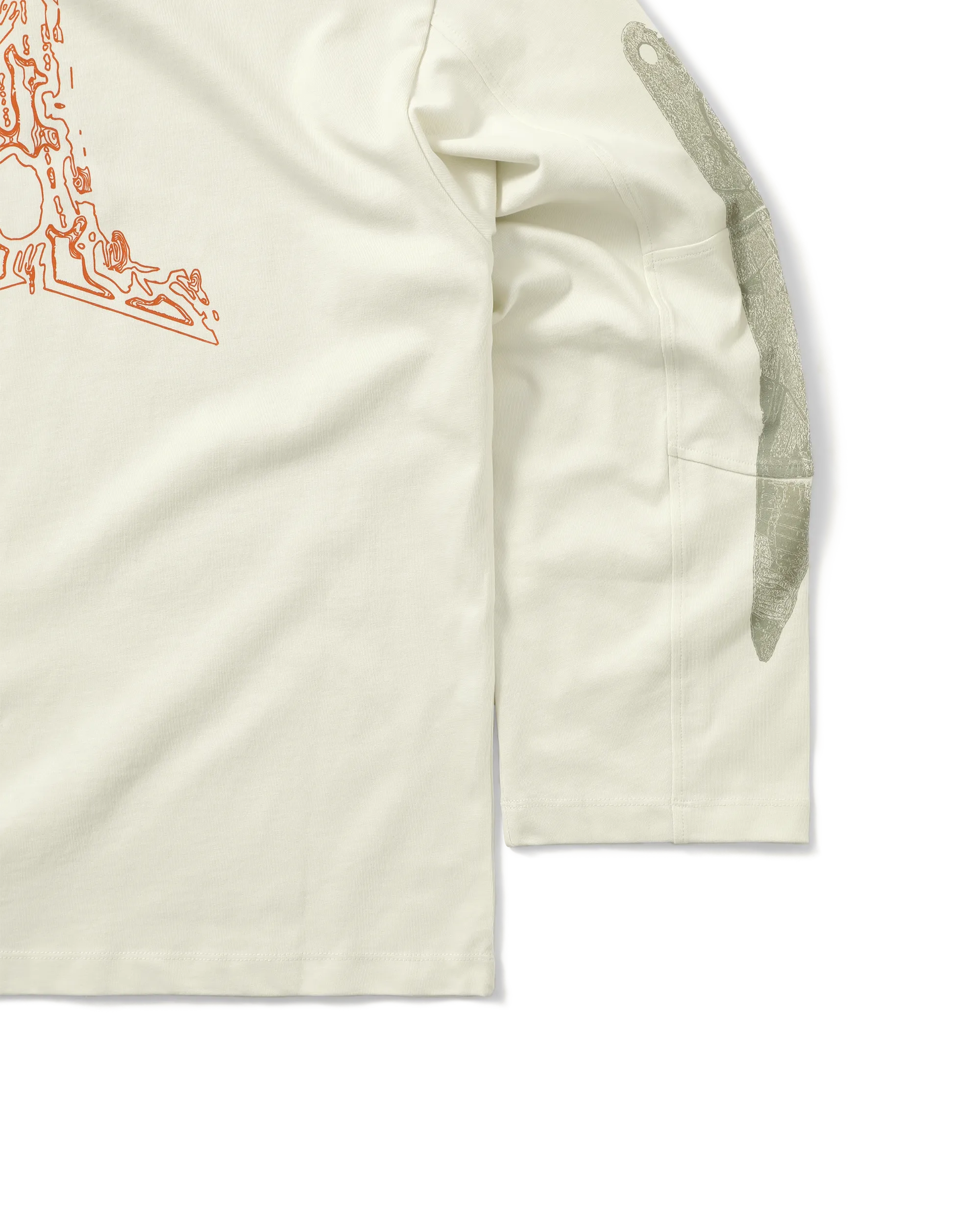 LONGSLEEVE GRAPHIC