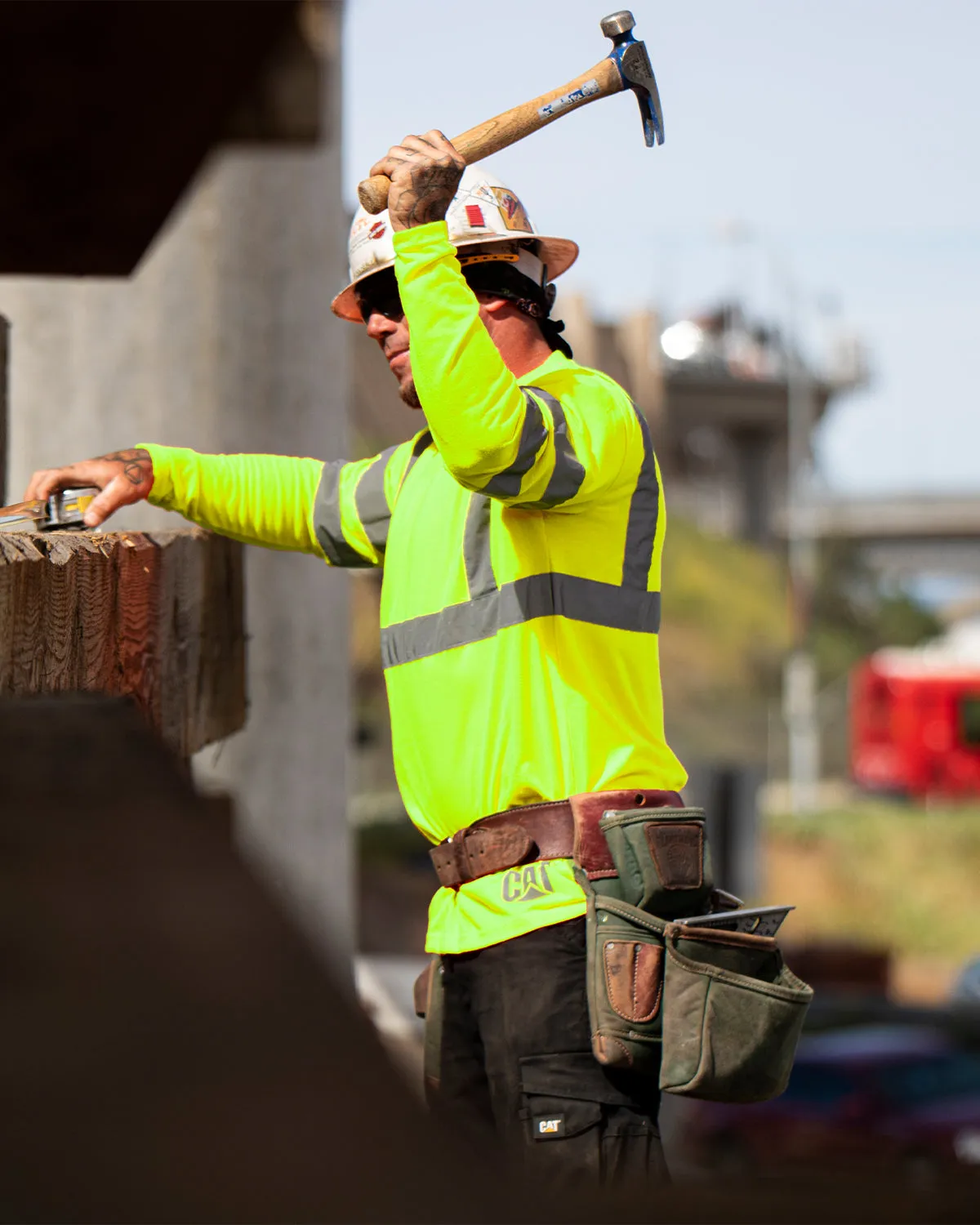 MEN'S LONG SLEEVE HI-VIS CLASS III T-SHIRT