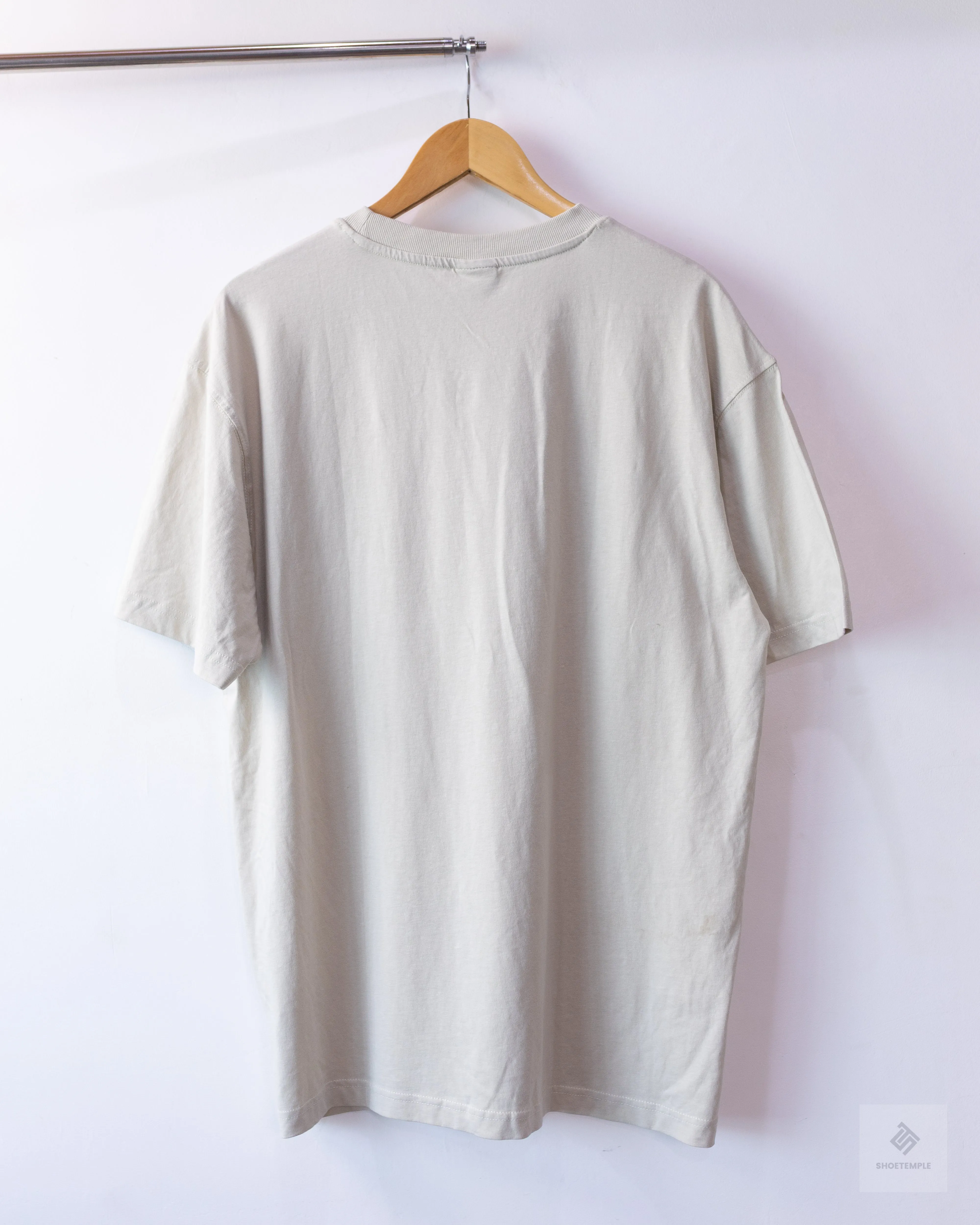 Montan Graphic Tee