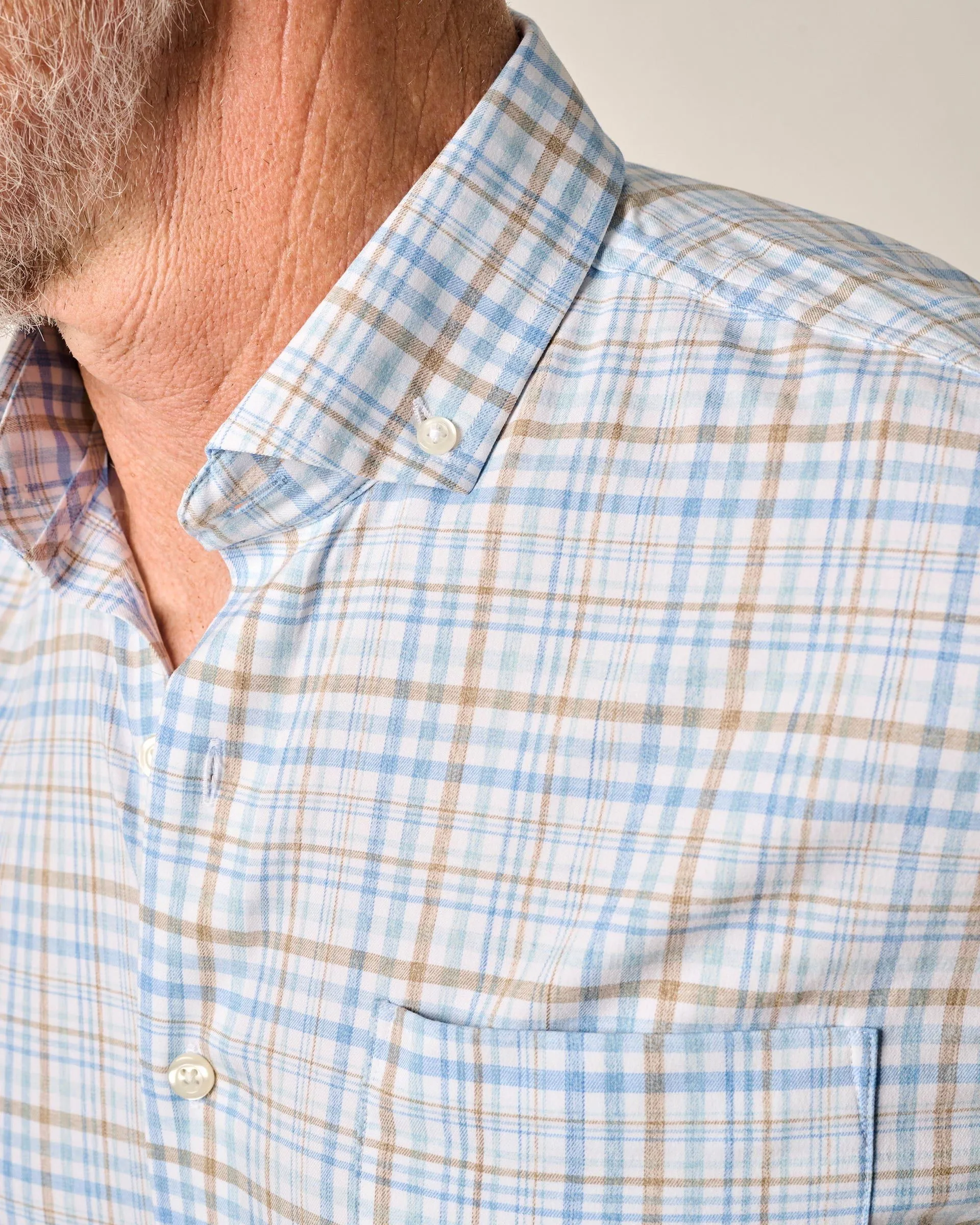 Short Sleeve Performance Button Down Shirt - Macks