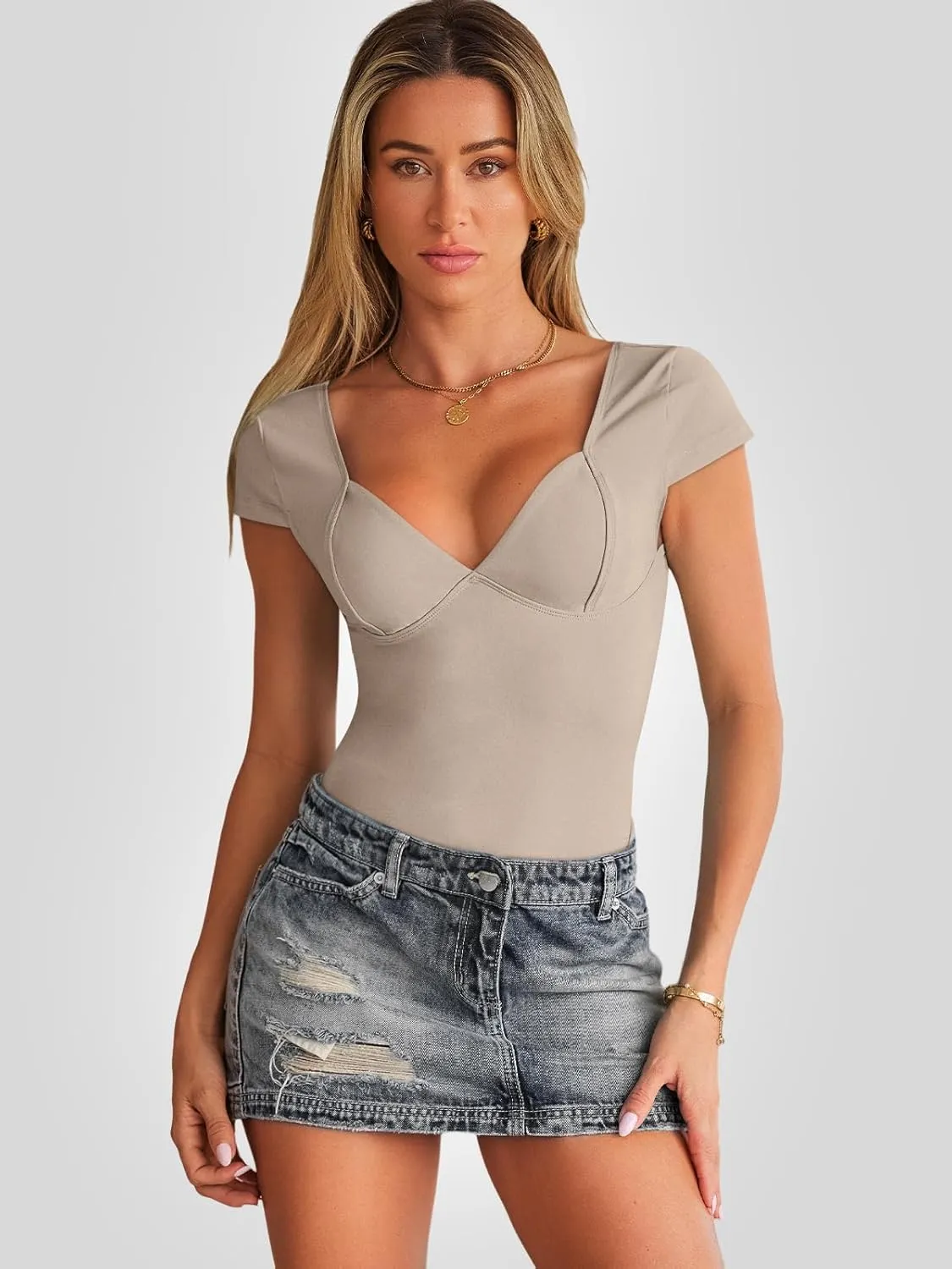 Trendy Queen Womens Summer V-Neck Backless Cute Tops Short Sleeve Sexy Slim Fit T-Shirts Y2K Clothes Corset Cami 2025