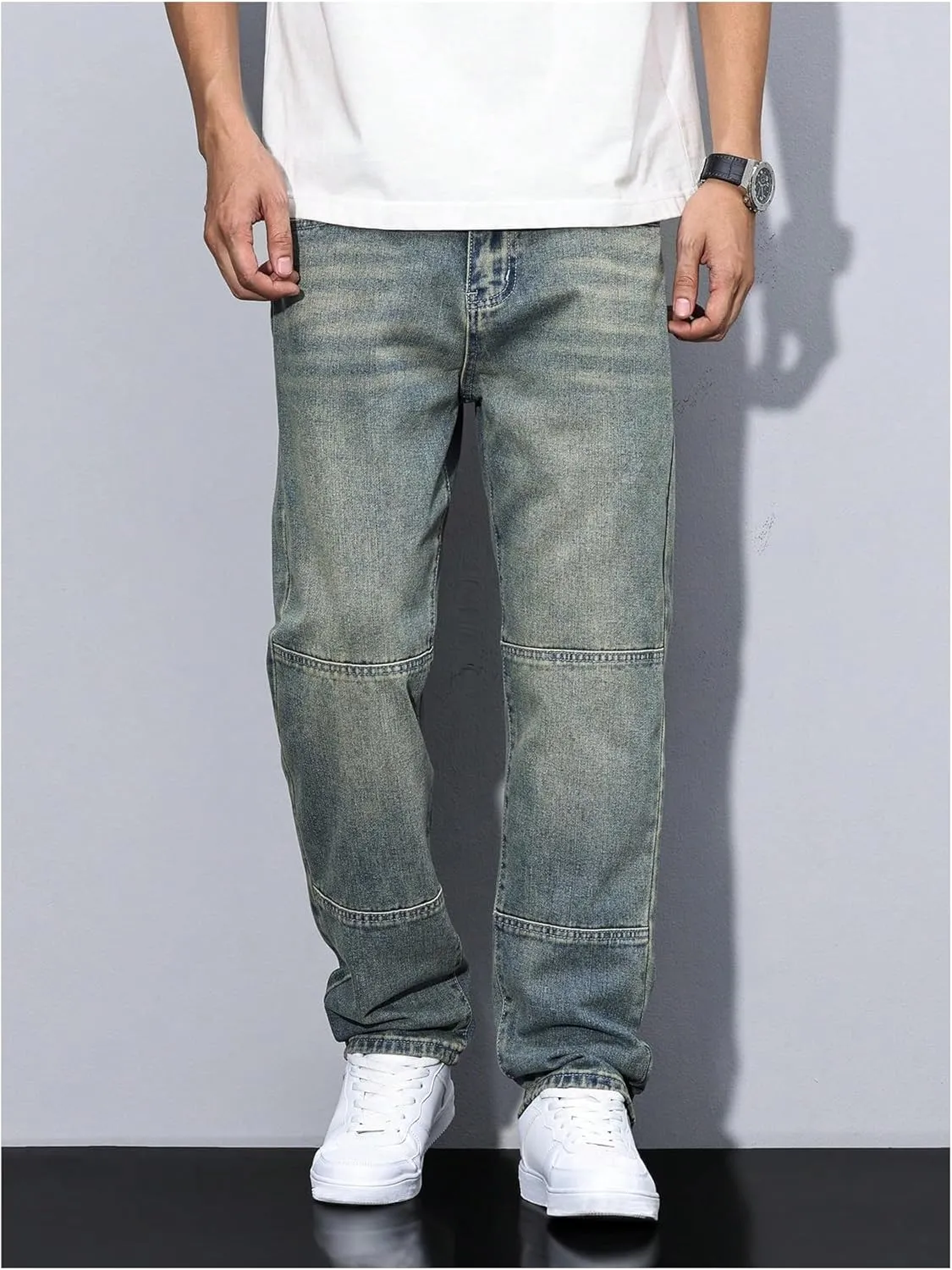 Verdusa Men's Faded Straight Leg Casual Denim Pants Vintage Jeans with Pockets